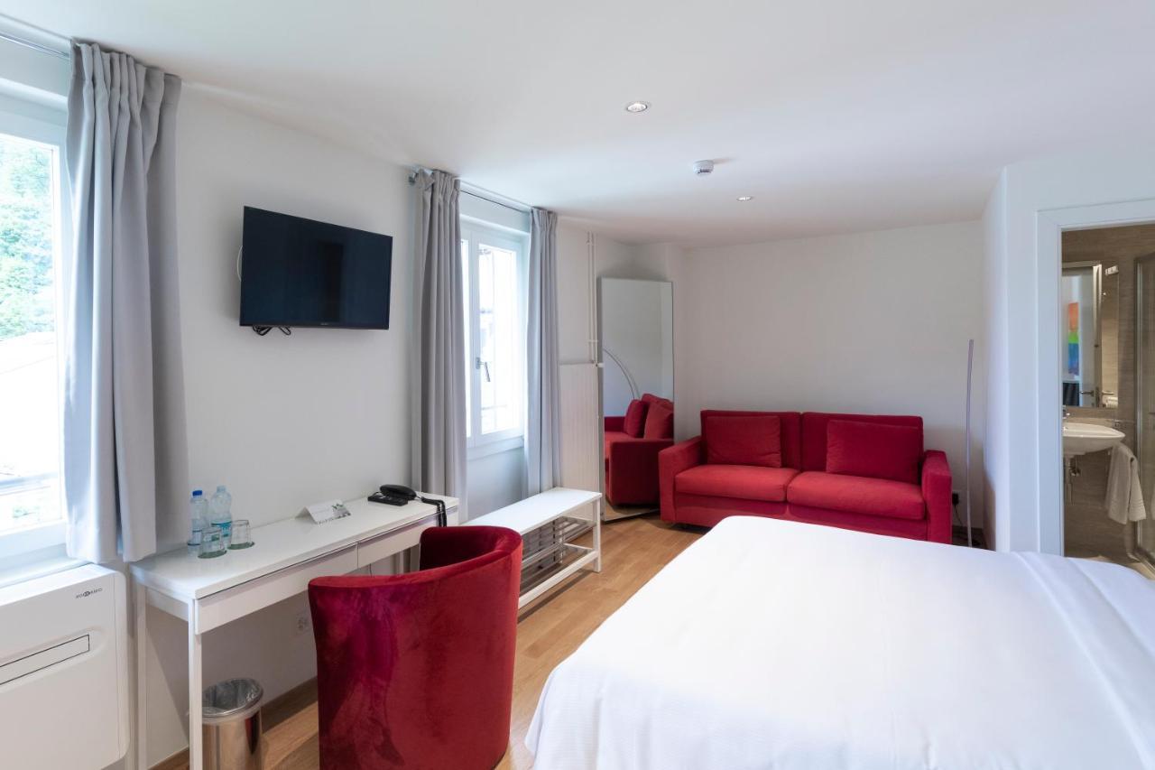 Lac Hotel 梅利德 外观 照片